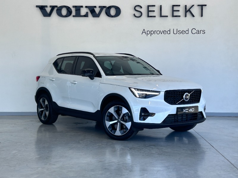 NEW 2024 VOLVO XC40 B4 GEARTRON ULTIMATE DARK (MILD HYBRid) for sale in