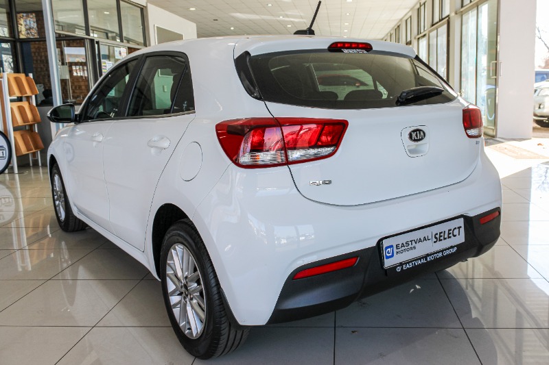 KIA RIO 1.4 LX 5DR - 6 