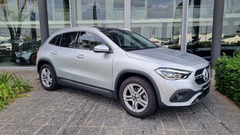 MERCEDES-BENZ GLA 200 A/T 2020 for sale