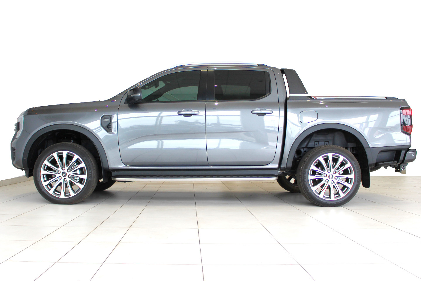 FORD RANGER 2.0D BI-TURBO WILDTRAK 4X4 A/T D/C P/U - 3 