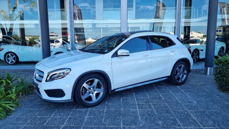MERCEDES-BENZ GLA 250 4MATIC 2015 for sale in Western Cape, Mercedes-Benz