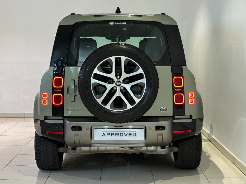 Unspecified Land Rover Defender 110 AWD 2.0 D 177kW D240 X-Dynamic SE 2021 for sale