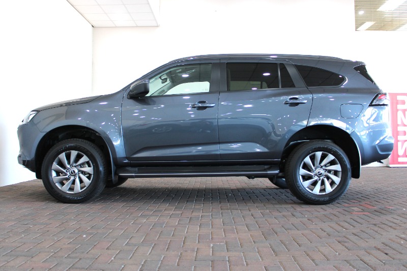 ISUZU MU-X 3.0D LS A/T - 7 