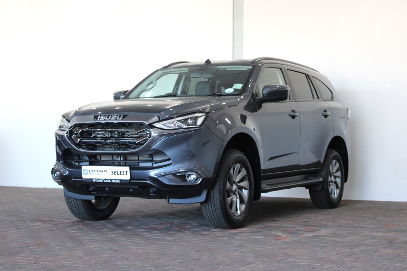 ISUZU MU-X 3.0D LS A/T - 2 