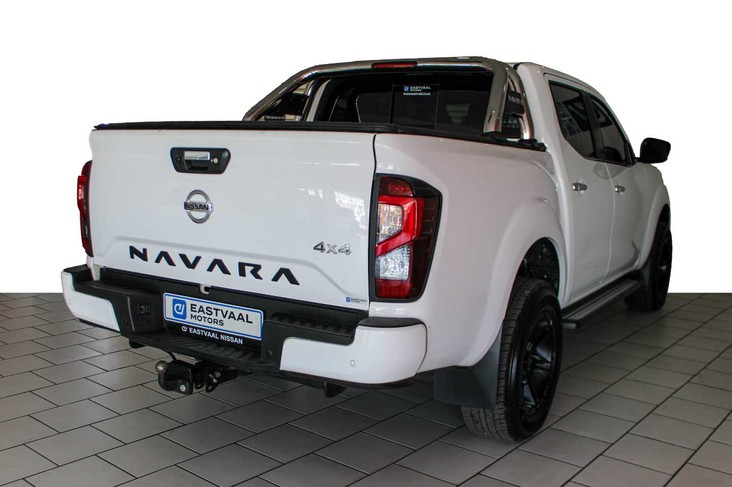 NISSAN NAVARA 2.5DDTI LE/LE PLUS 4X4 D/C P/U - 6 