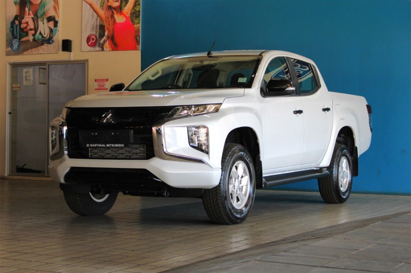 MITSUBISHI TRITON 2.4Di-GL P/U D/C - 2 