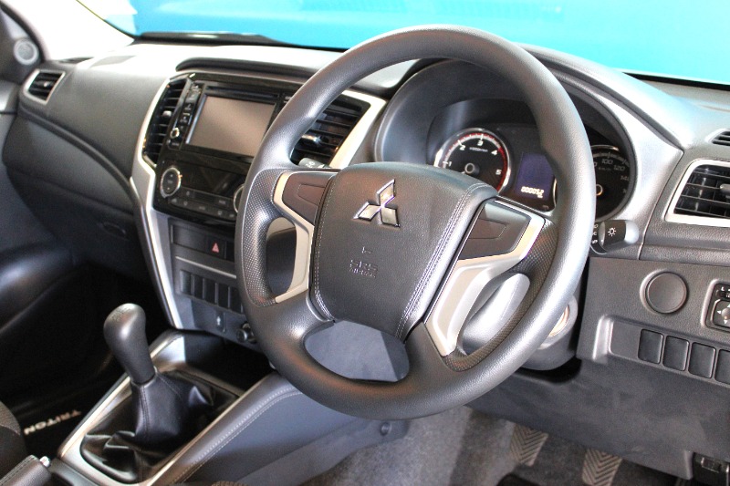 MITSUBISHI TRITON 2.4Di-GL P/U D/C - 16 