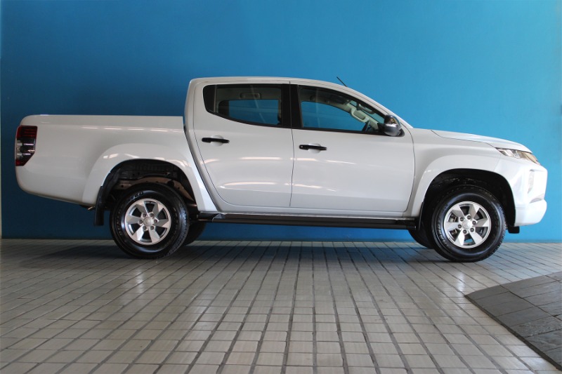 MITSUBISHI TRITON 2.4Di-GL P/U D/C - 6 