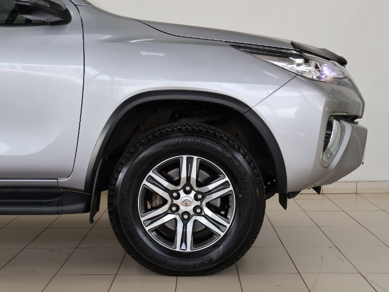 TOYOTA FORTUNER 2.4GD-6 R/B A/T - 8 