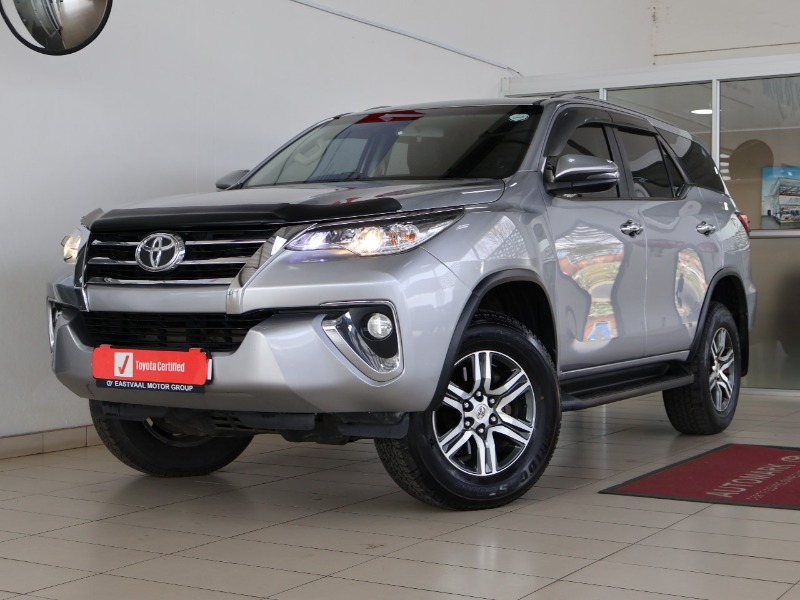 TOYOTA FORTUNER 2.4GD-6 R/B A/T - 1 