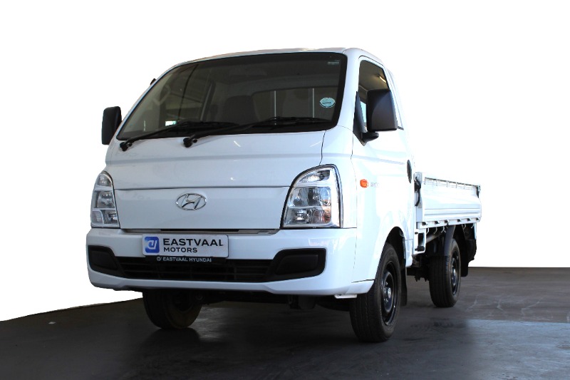 HYUNDAI H100 2.6D A/C F/C D/S - 2 