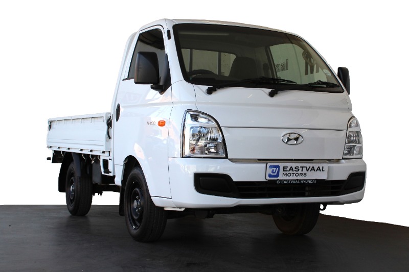 Hyundai H100 2.6 D Euro II Dropside Aircon