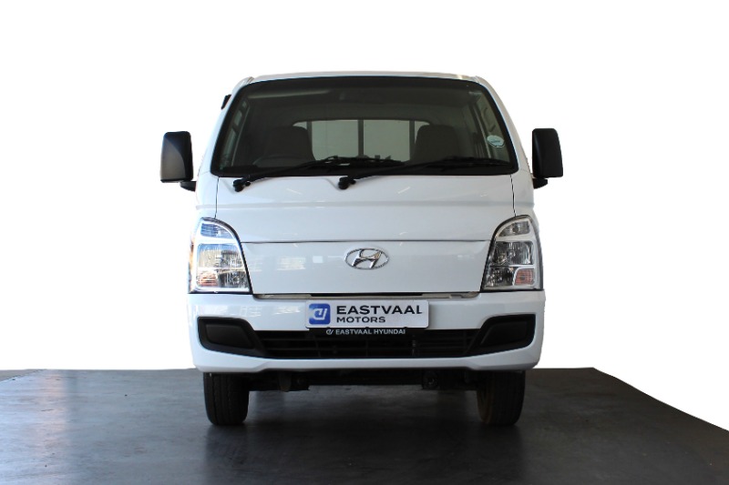 HYUNDAI H100 2.6D A/C F/C D/S - 1 