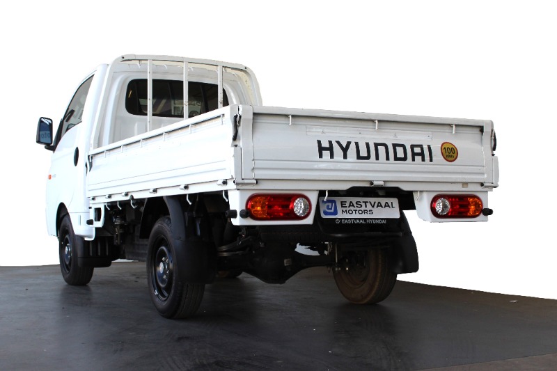 HYUNDAI H100 2.6D A/C F/C D/S - 3 