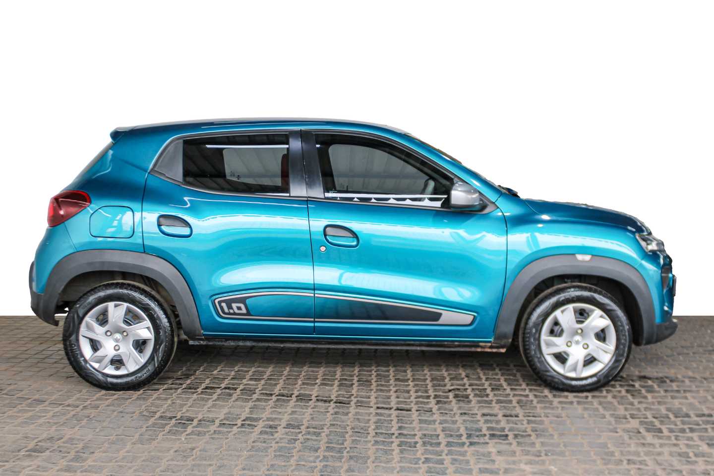 RENAULT KWID 1.0 DYNAMIQUE / ZEN 5DR - 6 