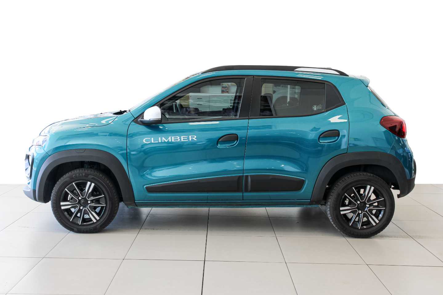 RENAULT KWID 1.0 CLIMBER 5DR AMT - 3 