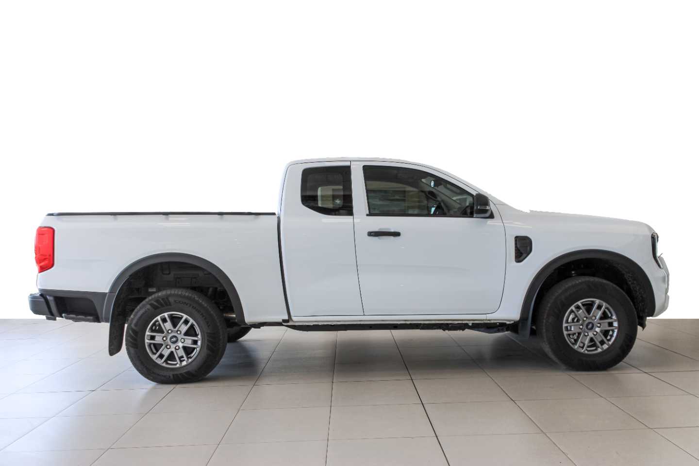 FORD RANGER 2.0D XL HR 4X4 A/T SUPER CAB P/U - 15 