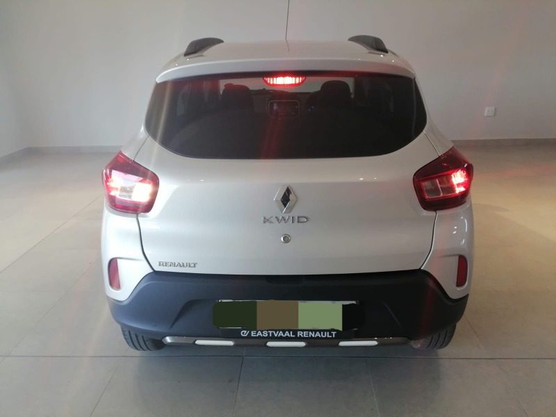 RENAULT KWID 1.0 CLIMBER 5DR - 4 