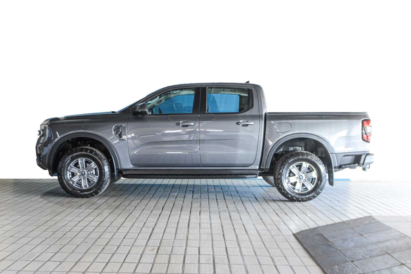 FORD RANGER 2.0D XLT HR A/T D/C P/U - 3 