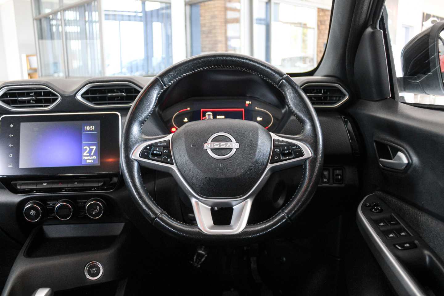 NISSAN MAGNITE 1.0T ACENTA PLUS CVT - 18 