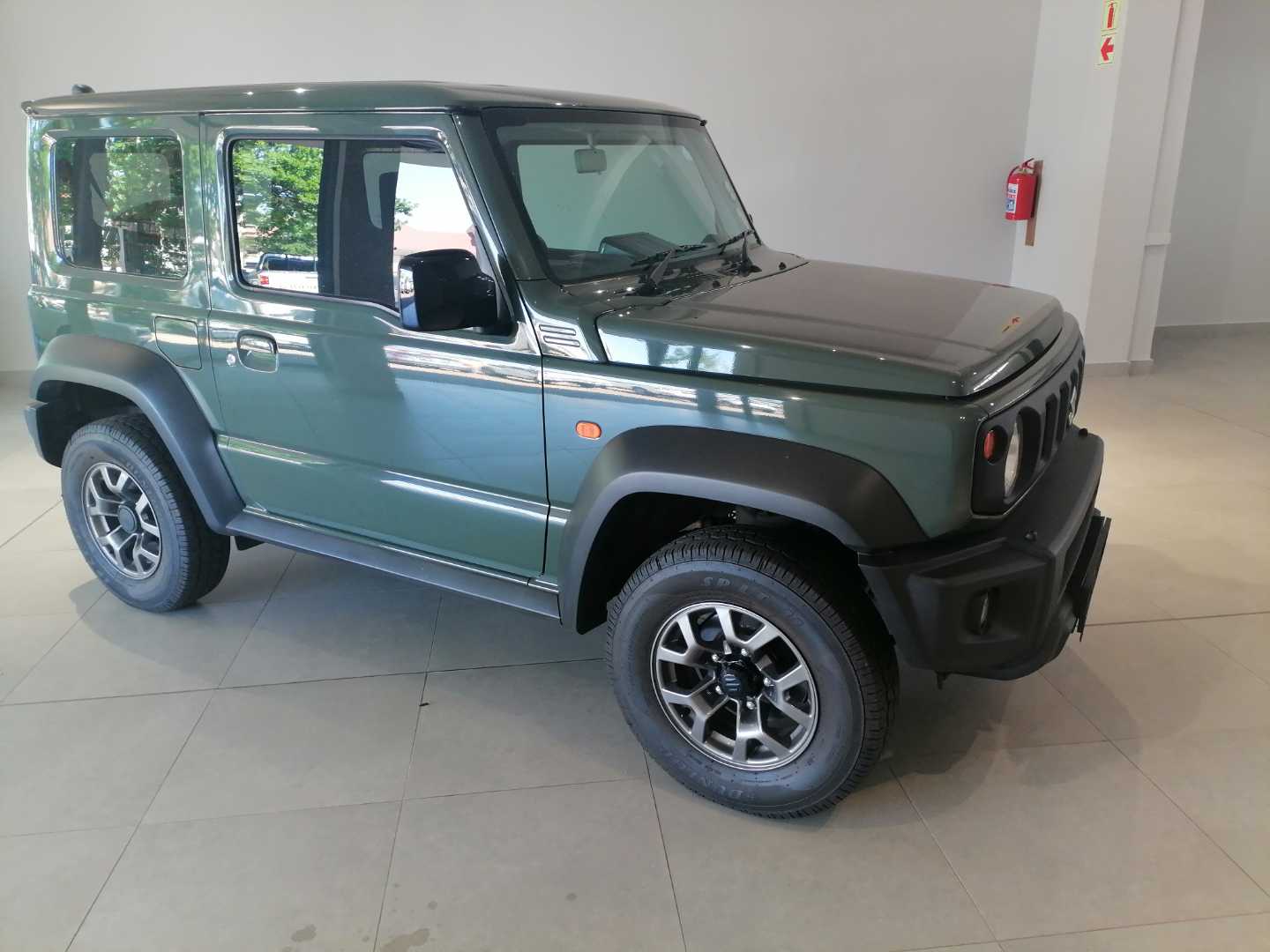 SUZUKI JIMNY 1.5 GLX - 7 