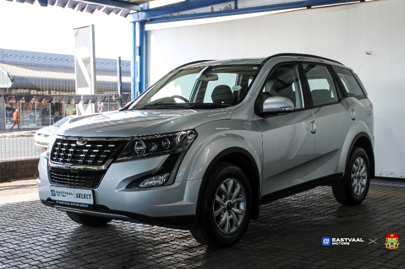 MAHINDRA XUV 500 2.2D MHAWK A/T (W6) 7 SEAT - 3 