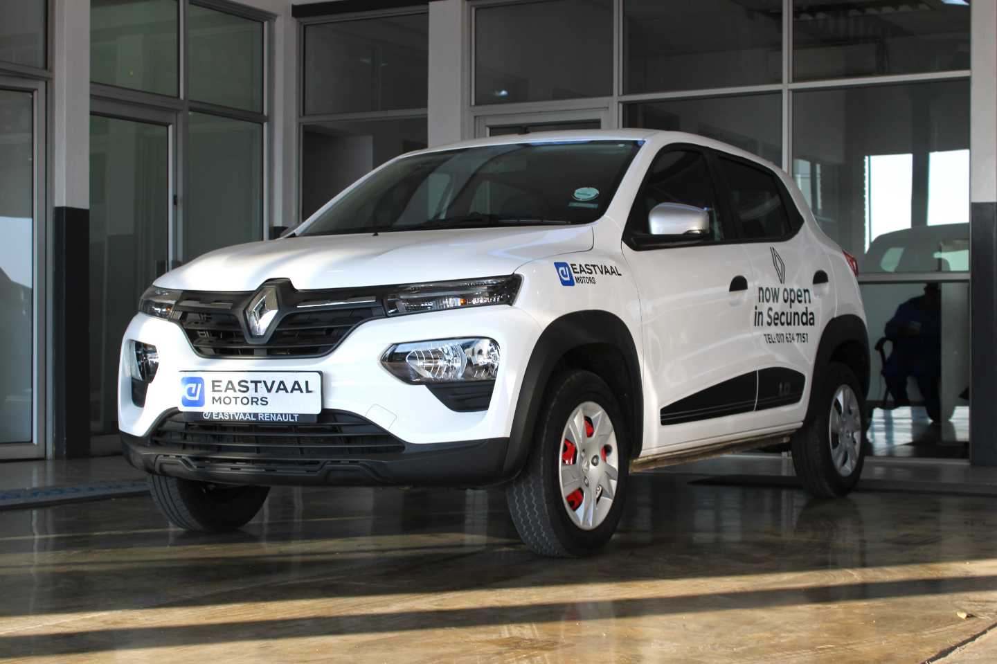 RENAULT KWID 1.0 DYNAMIQUE / ZEN 5DR - 10 