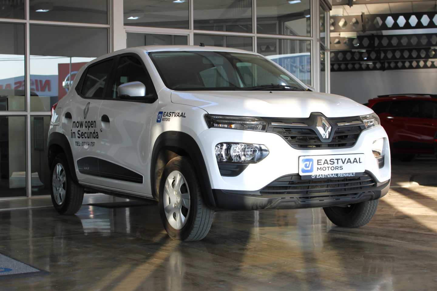 RENAULT KWID 1.0 DYNAMIQUE / ZEN 5DR for Sale in South Africa