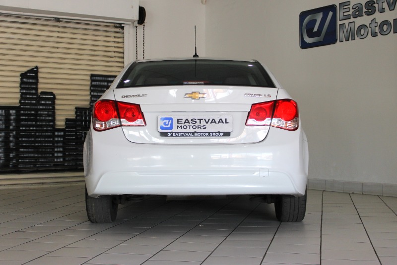 CHEVROLET CRUZE 1.6 LS - 5 