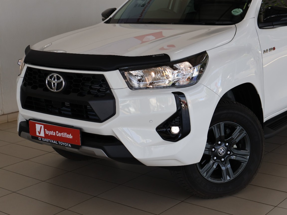 TOYOTA HILUX 2.4 GD-6 RAIDER 4X4 A/T P/U D/C - 18 