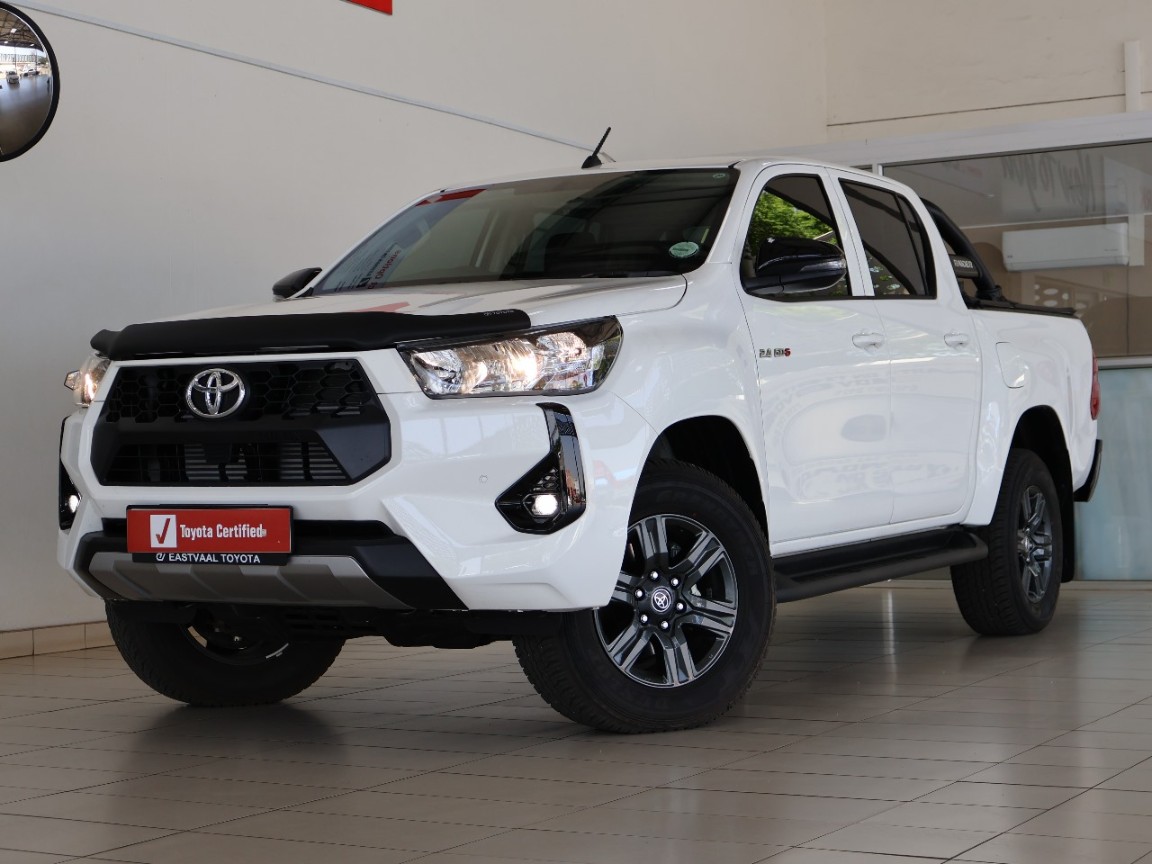 TOYOTA HILUX 2.4 GD-6 RAIDER 4X4 A/T P/U D/C - 14 