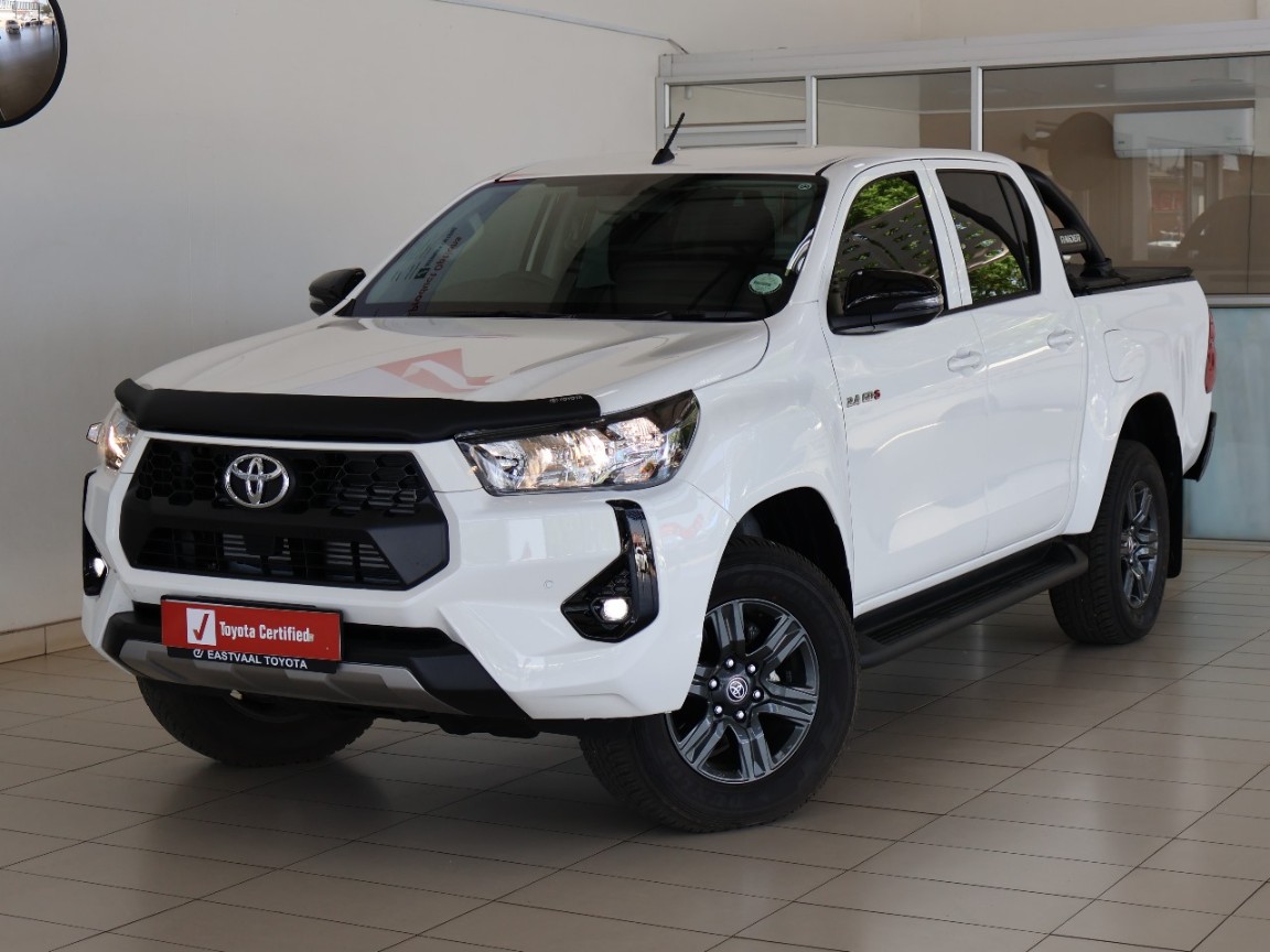 TOYOTA HILUX 2.4 GD-6 RAIDER 4X4 A/T P/U D/C - 20 