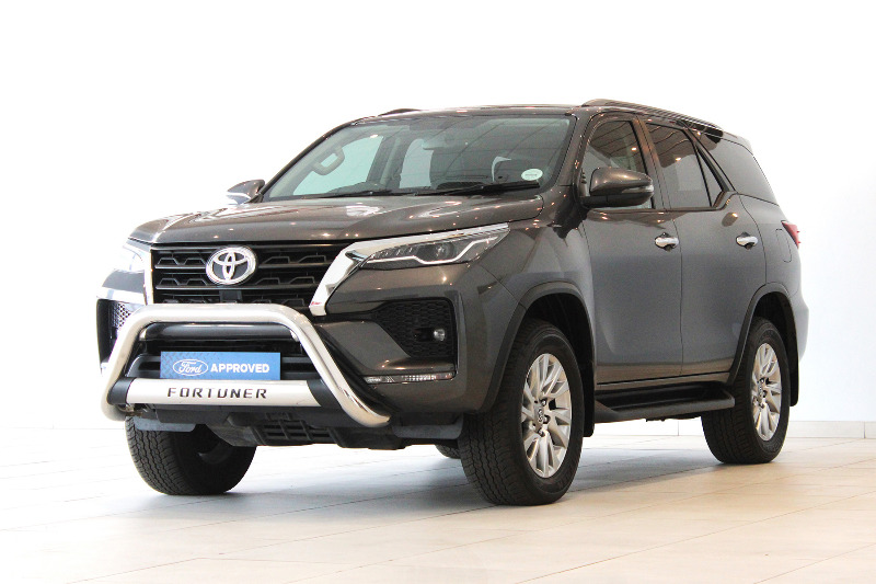 TOYOTA FORTUNER 2.8 GD6 4X4 AT - 2 