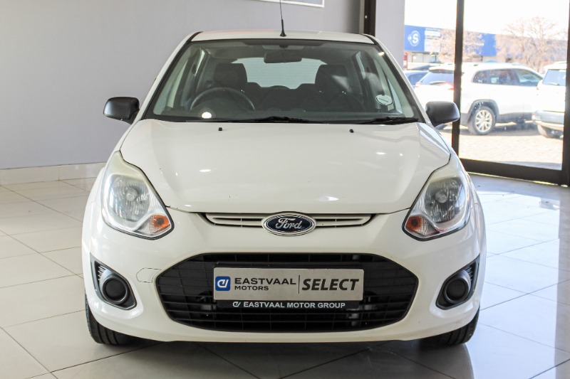 FORD FIGO 1.4 AMBIENTE - 1 