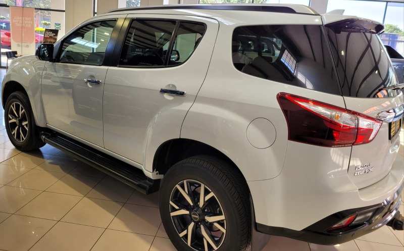 ISUZU MU-X 3.0D A/T 2021 SUV for sale