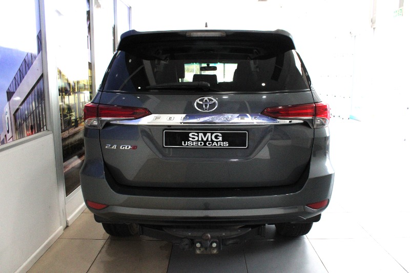 Toyota Toyota Fortuner 2.4gd-6 R/b A/t  2019  for sale