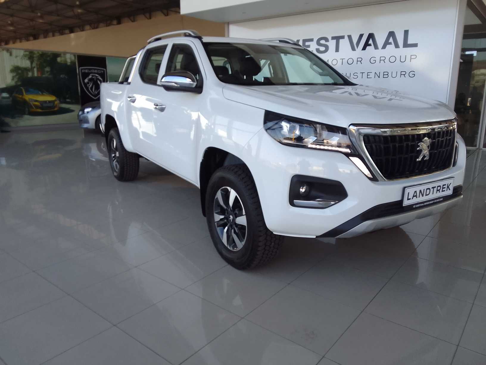 2024 PEUGEOT LANDTREK ALLURE  for sale in North West Province, Rustenburg - WV017|DF|8419