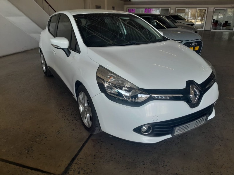 Renault Clio IV 900T (66kW) Expression 5 Door