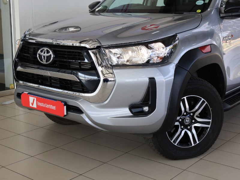 TOYOTA HILUX 2.4 GD-6 RAIDER X 4X4 P/U D/C - 2 