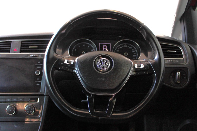 VOLKSWAGEN GOLF VII 1.0 TSI COMFORTLINE - 12 