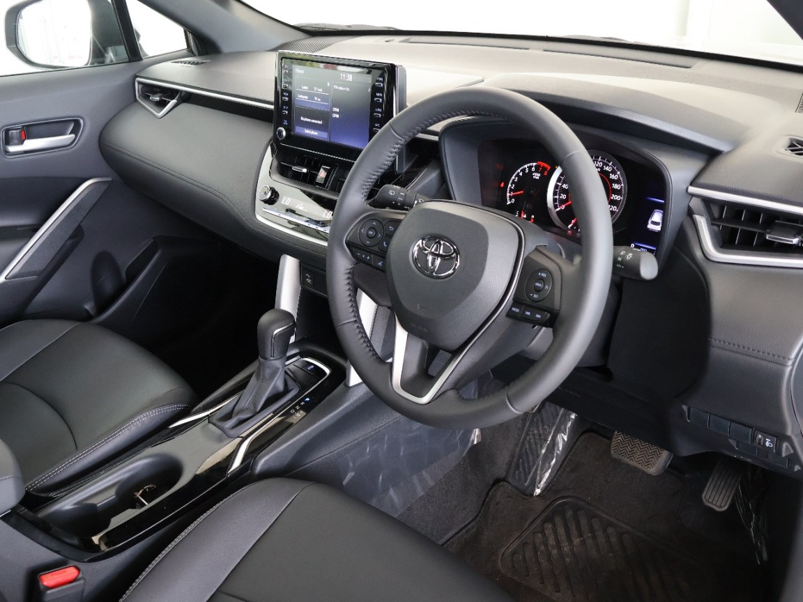 TOYOTA Corolla 1.8 XS CVT (P02) - 8 