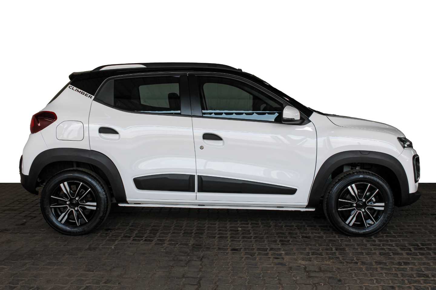 RENAULT KWID 1.0 CLIMBER 5DR - 7 