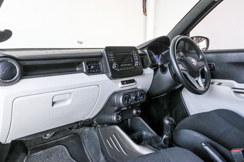 SUZUKI IGNIS 1.2 GL - 14 