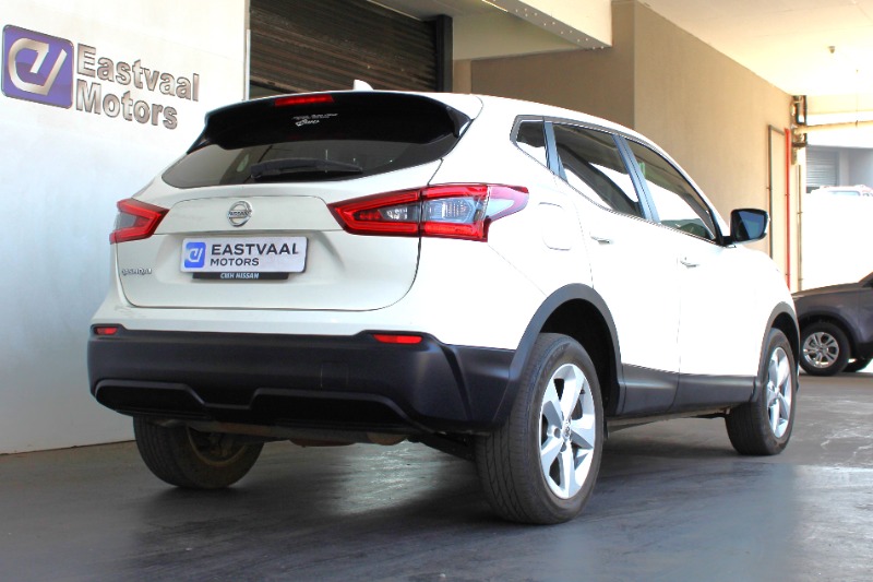 NISSAN QASHQAI 1.2T ACENTA CVT - 6 