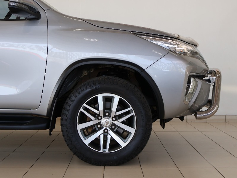 TOYOTA FORTUNER 2.8GD-6 R/B A/T - 5 