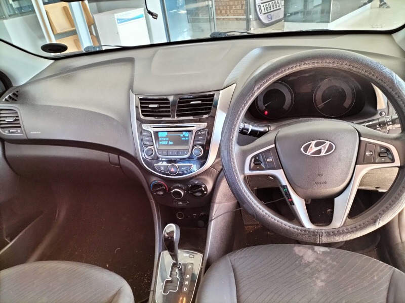 HYUNDAI ACCENT 1.6 GLS/FLUID A/T - 13 