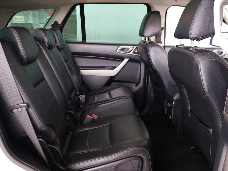 FORD EVEREST 2.0D BI-TURBO XLT A/T - 23 