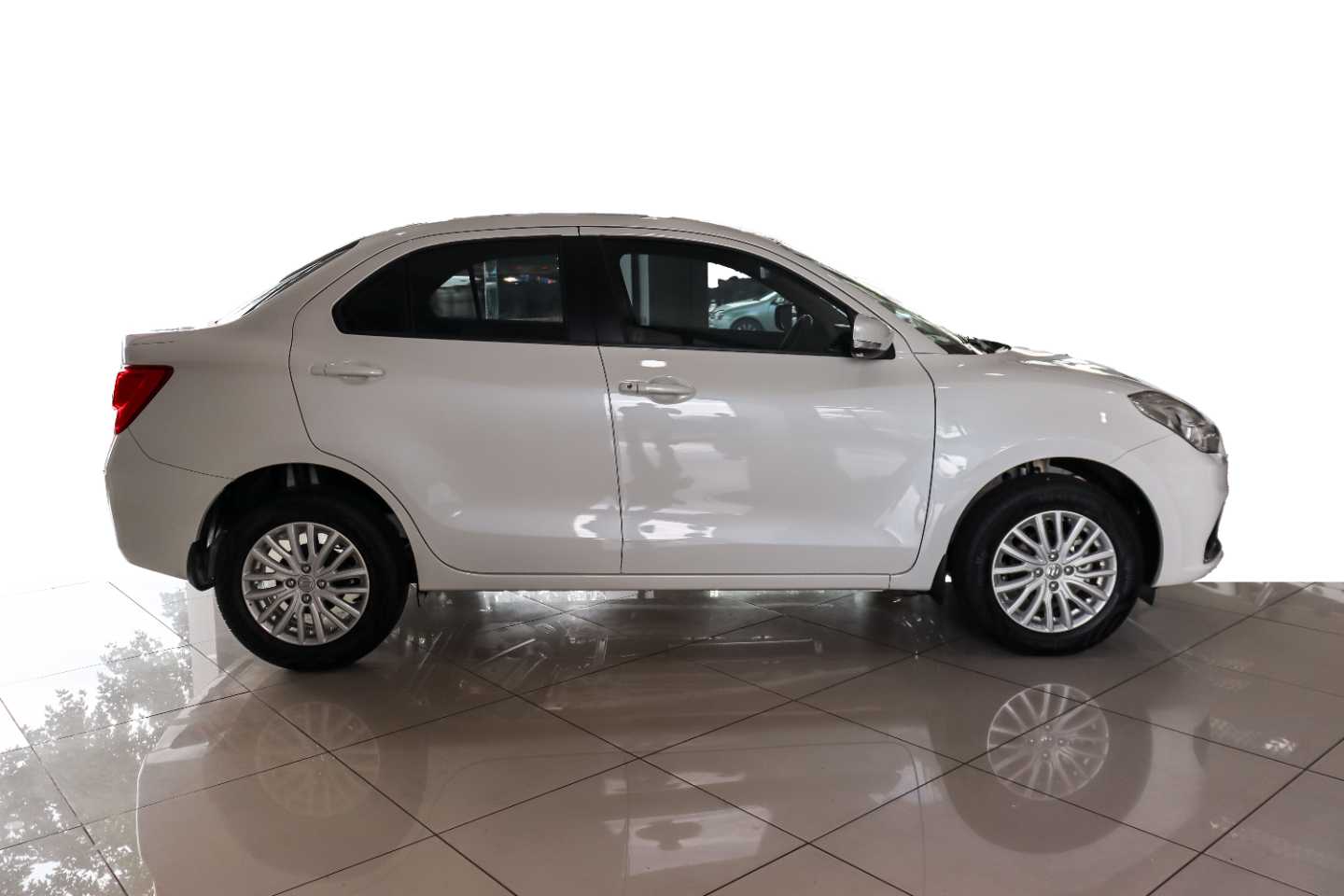 SUZUKI SWIFT DZIRE 1.2 GL A/T - 9 