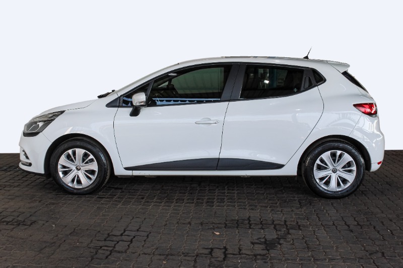 RENAULT CLIO IV 900T AUTHENTIQUE 5DR (66KW) - 4 