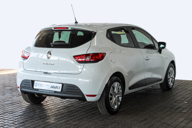 RENAULT CLIO IV 900T AUTHENTIQUE 5DR (66KW) - 5 